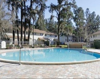3760 Nw 53rd Road - Photo Thumbnail 2