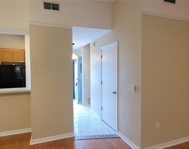 3760 Nw 53rd Road - Photo Thumbnail 12