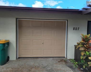 807 Mclain Court - Photo Thumbnail 37