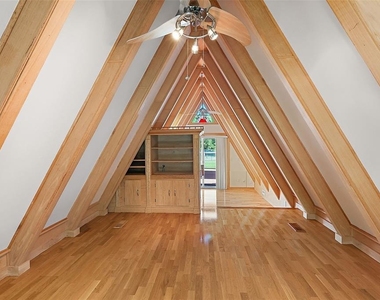 507 Lakeshore Drive - Photo Thumbnail 31