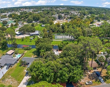 507 Lakeshore Drive - Photo Thumbnail 47