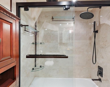 507 Lakeshore Drive - Photo Thumbnail 25
