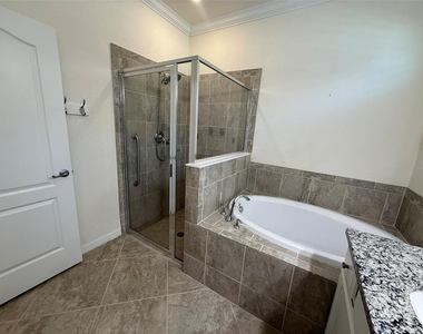 15153 Spanish Point Drive - Photo Thumbnail 15