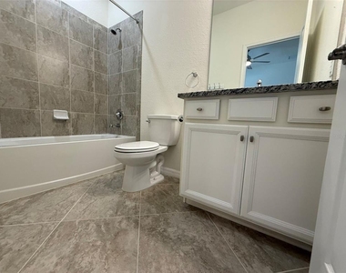 15153 Spanish Point Drive - Photo Thumbnail 19