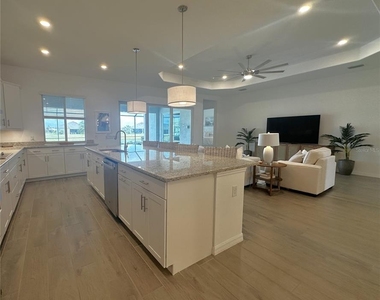 14897 Cherry Blossom Way - Photo Thumbnail 11