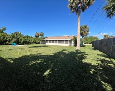 18493 Lake Worth Boulevard - Photo Thumbnail 31