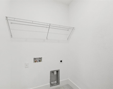 3530 Goodrich Avenue - Photo Thumbnail 17