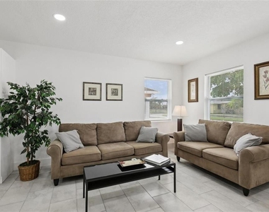 3530 Goodrich Avenue - Photo Thumbnail 3