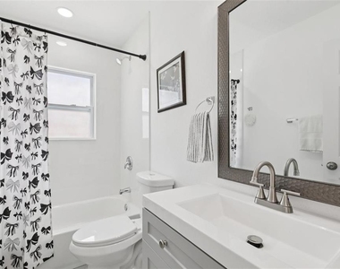 3530 Goodrich Avenue - Photo Thumbnail 20