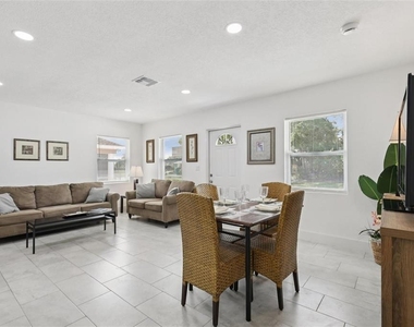 3530 Goodrich Avenue - Photo Thumbnail 7