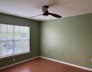 7411 Vista Way - Photo Thumbnail 11