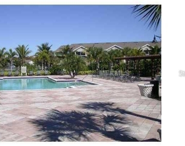 7411 Vista Way - Photo Thumbnail 22