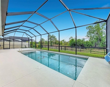 17535 Cantarina Cove - Photo Thumbnail 55