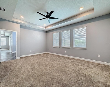 17535 Cantarina Cove - Photo Thumbnail 36