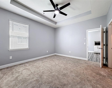17535 Cantarina Cove - Photo Thumbnail 30