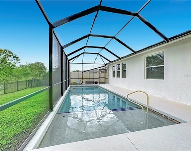 17535 Cantarina Cove - Photo Thumbnail 54