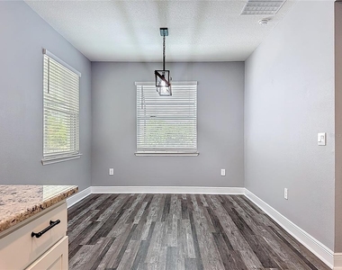 17535 Cantarina Cove - Photo Thumbnail 23