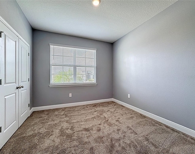 17535 Cantarina Cove - Photo Thumbnail 40