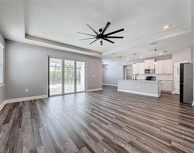 17535 Cantarina Cove - Photo Thumbnail 15