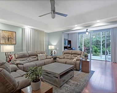 3510 54th Drive W - Photo Thumbnail 7