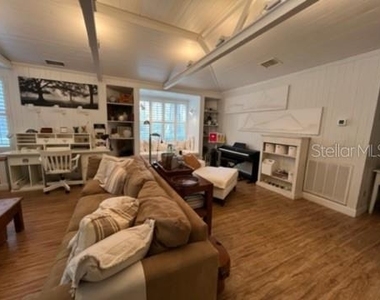 3510 54th Drive W - Photo Thumbnail 3