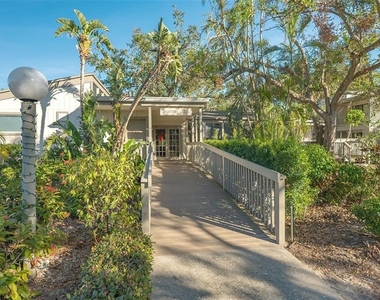 1611 Clower Creek Drive - Photo Thumbnail 53
