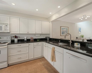 1611 Clower Creek Drive - Photo Thumbnail 19