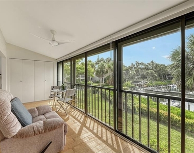 1611 Clower Creek Drive - Photo Thumbnail 12