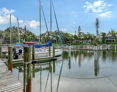 1611 Clower Creek Drive - Photo Thumbnail 43