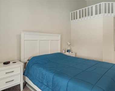 1611 Clower Creek Drive - Photo Thumbnail 30