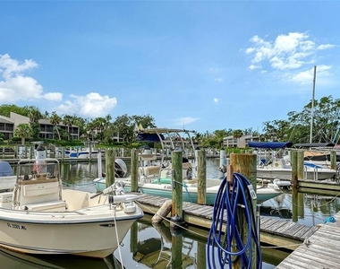 1611 Clower Creek Drive - Photo Thumbnail 45