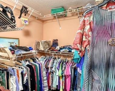 1611 Clower Creek Drive - Photo Thumbnail 32