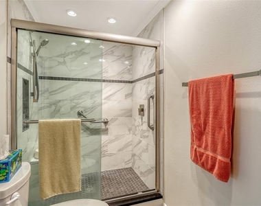 1611 Clower Creek Drive - Photo Thumbnail 34