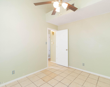 12056 Bellows Court - Photo Thumbnail 25