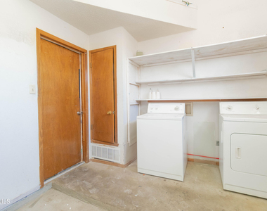 12056 Bellows Court - Photo Thumbnail 28