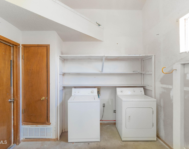12056 Bellows Court - Photo Thumbnail 27