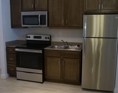 1061 Ranger Street - Photo Thumbnail 3