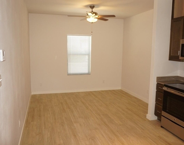 1061 Ranger Street - Photo Thumbnail 4