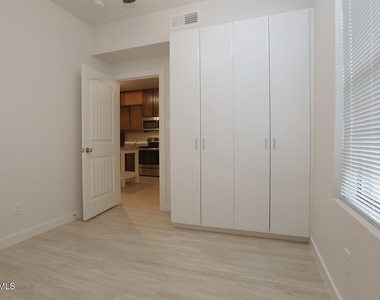 1061 Ranger Street - Photo Thumbnail 9