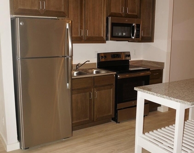 1061 Ranger Street - Photo Thumbnail 4