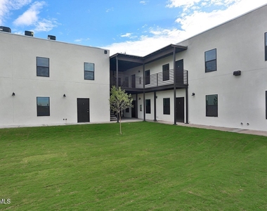 1061 Ranger Street - Photo Thumbnail 11