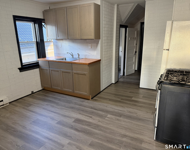39 Houston Street - Photo Thumbnail 1