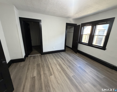 39 Houston Street - Photo Thumbnail 6