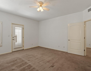 561 Green Village Court - Photo Thumbnail 29