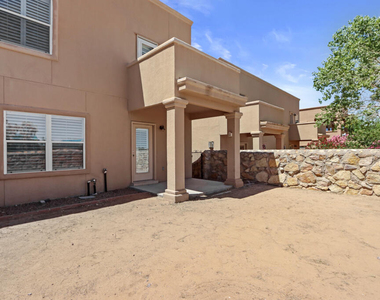 561 Green Village Court - Photo Thumbnail 41