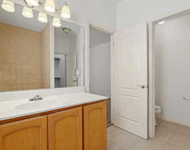 561 Green Village Court - Photo Thumbnail 25