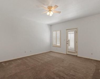 561 Green Village Court - Photo Thumbnail 28