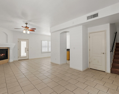 561 Green Village Court - Photo Thumbnail 5