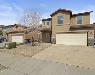 2240 Decamp Point Place - Photo Thumbnail 4