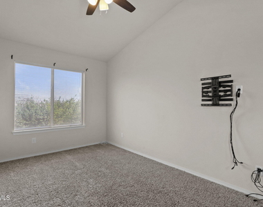 2240 Decamp Point Place - Photo Thumbnail 21